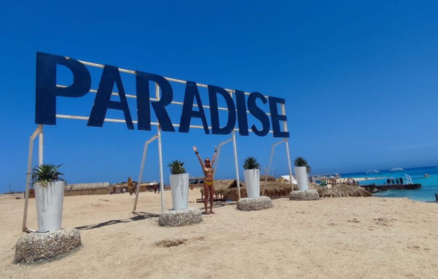 Paradise Island Tour – Hurghada Travel VIP